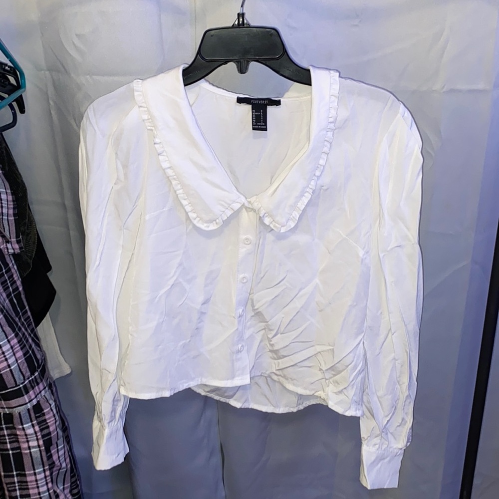 white cropped long sleeve collared shirt
